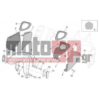 Aprilia - TUONO RSV 1000 2005 - Body Parts - Bodywork FRONT - Feather FRONT - AP8156194 - Φτερό εμπρός καυσ.