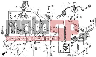 HONDA - XL650V (ED) TransAlp 2006 - Body Parts - FUEL TANK - 17542-MCB-610 - SEAT, FUEL TANK R. SIDE SILENCER