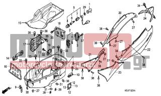 HONDA - FES150A (ED) ABS 2007 - Body Parts - BODY COVER/LUGGAGE BOX (FES1257/ A7)(FES1507/A7) - 83700-KRJ-790ZE - COVER SET, RR. CENTER (WL) *RP179P*
