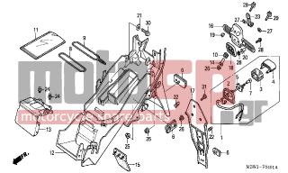 HONDA - CBR600FR (ED)  2001 - Body Parts - REAR FENDER (2) - 91549-MW0-790ZA - CLIP, PANEL FIXING *NH1*